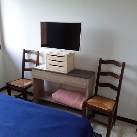 Chambre B2 Dans Un Appartement En Colocation Marseille Eksteriør billede